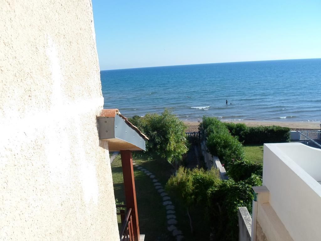 Villa Eva Sul Mare Area "A" Поццалло Номер фото